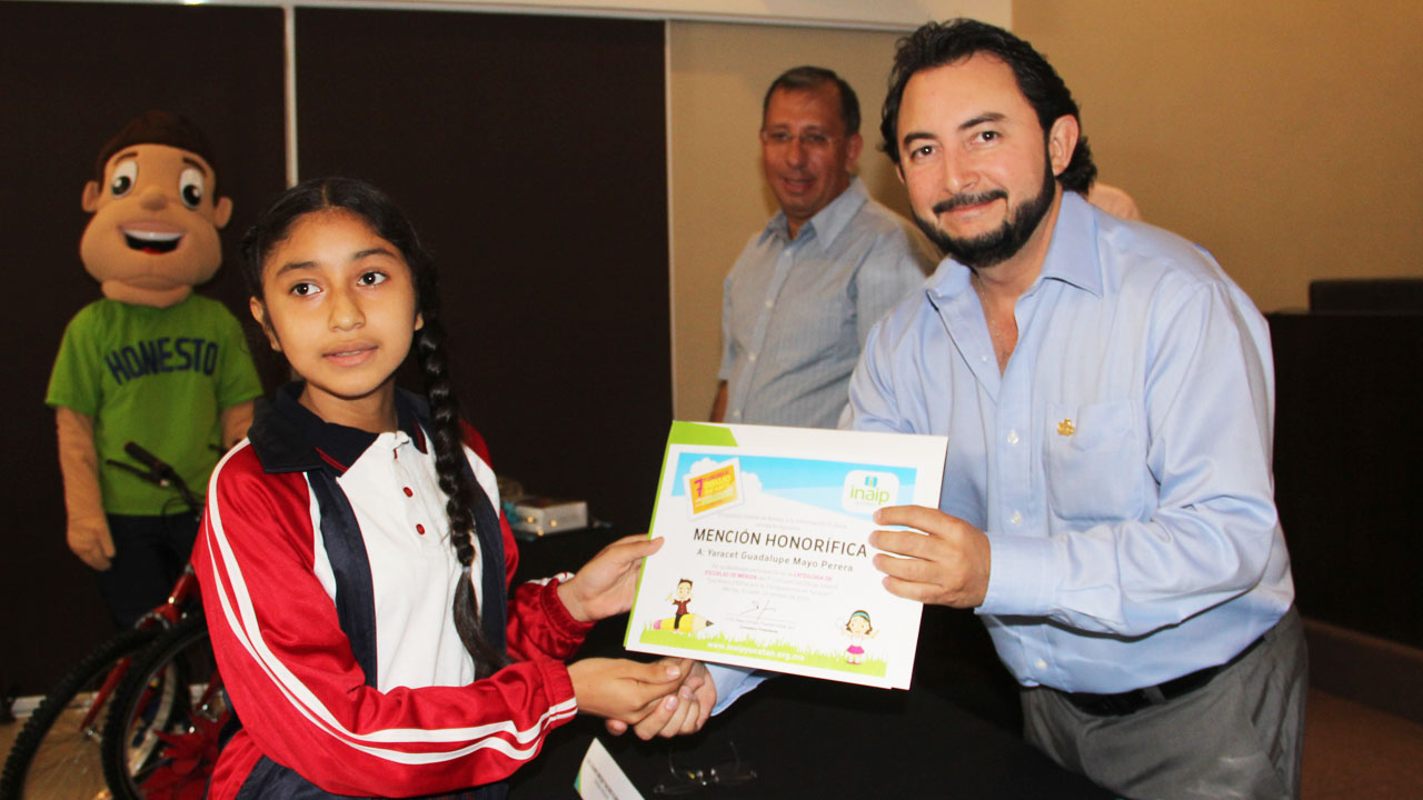 Premiación de Séptimo Concurso de Dibujo Infantil Los niños y las niñas por la Transparencia en Yucatán