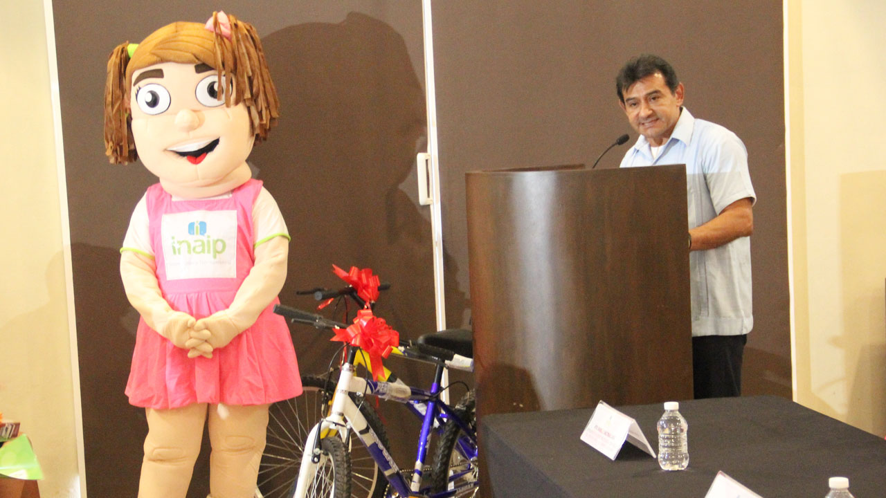 Aspectos generales de la Ceremonia de Premiación del Noveno Concurso de Dibujo Infantil