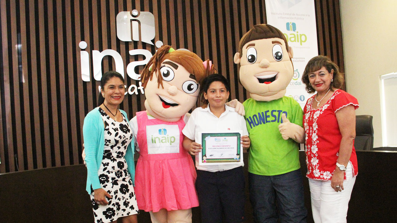 Aspectos generales de la Ceremonia de Premiación del Noveno Concurso de Dibujo Infantil