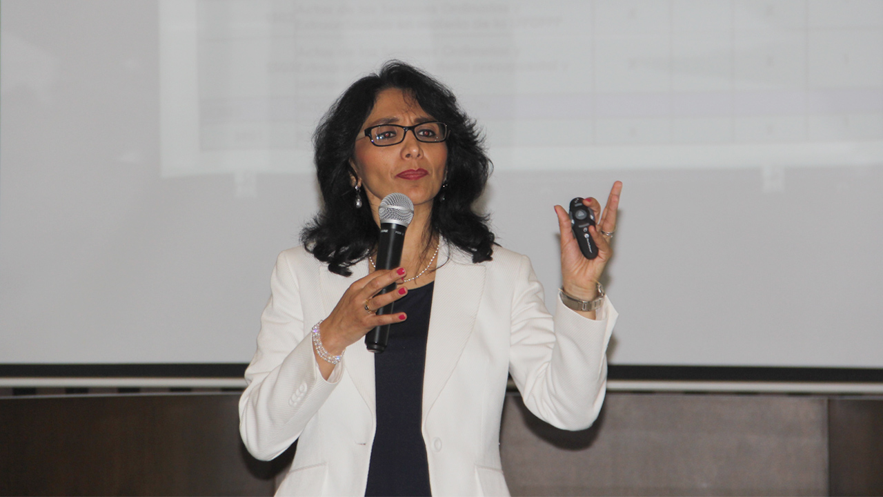 Rosa María Rosas Rangel imparte del módulo II de gestión documental