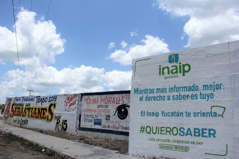 “Hoy iniciamos en el municipio de Tecoh un proyecto que es ambicioso, porque corresponde a los 106 municipios de Yucatán y busca que ciudadanos y autoridades hagamos consciencia del significado de la transparencia en el Estado. La estrategia de Murales po