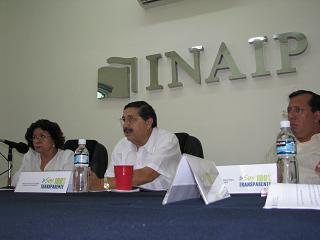Ayuntamientos Resolverán Pendientes de Información